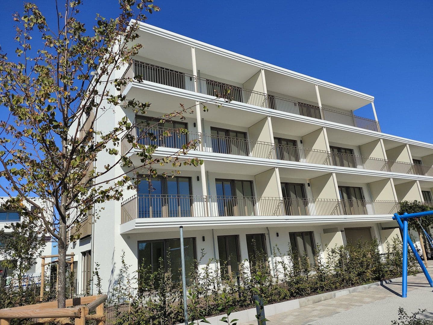 Pronájem bytu 1+1 34 m², Lilli-Kurowski-Straße 11, München, Bavorsko Pronájem bytu 1+1 34 m², Lilli-Kurowski-Straße 11, München, Bavorsko
