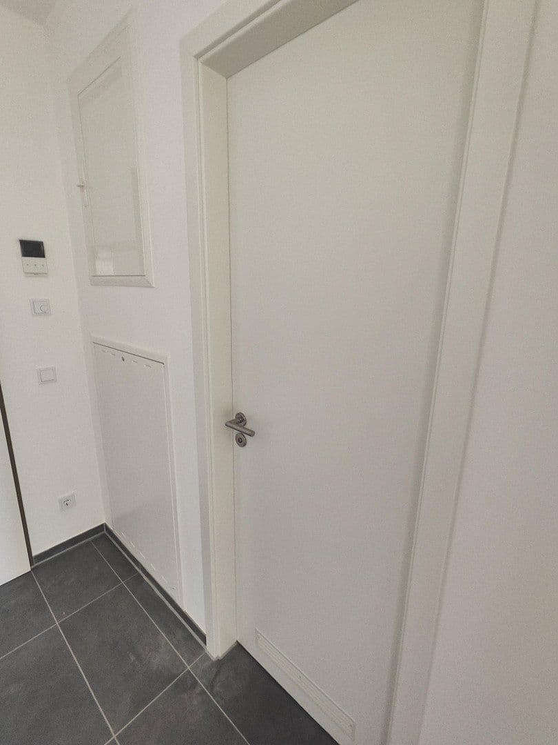 Pronájem bytu 1+1 34 m², Lilli-Kurowski-Straße 11, München, Bavorsko Pronájem bytu 1+1 34 m², Lilli-Kurowski-Straße 11, München, Bavorsko