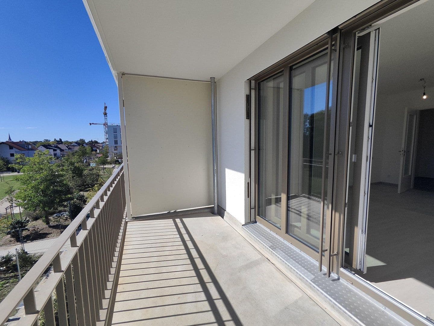 Pronájem bytu 1+1 34 m², Lilli-Kurowski-Straße 11, München, Bavorsko Pronájem bytu 1+1 34 m², Lilli-Kurowski-Straße 11, München, Bavorsko