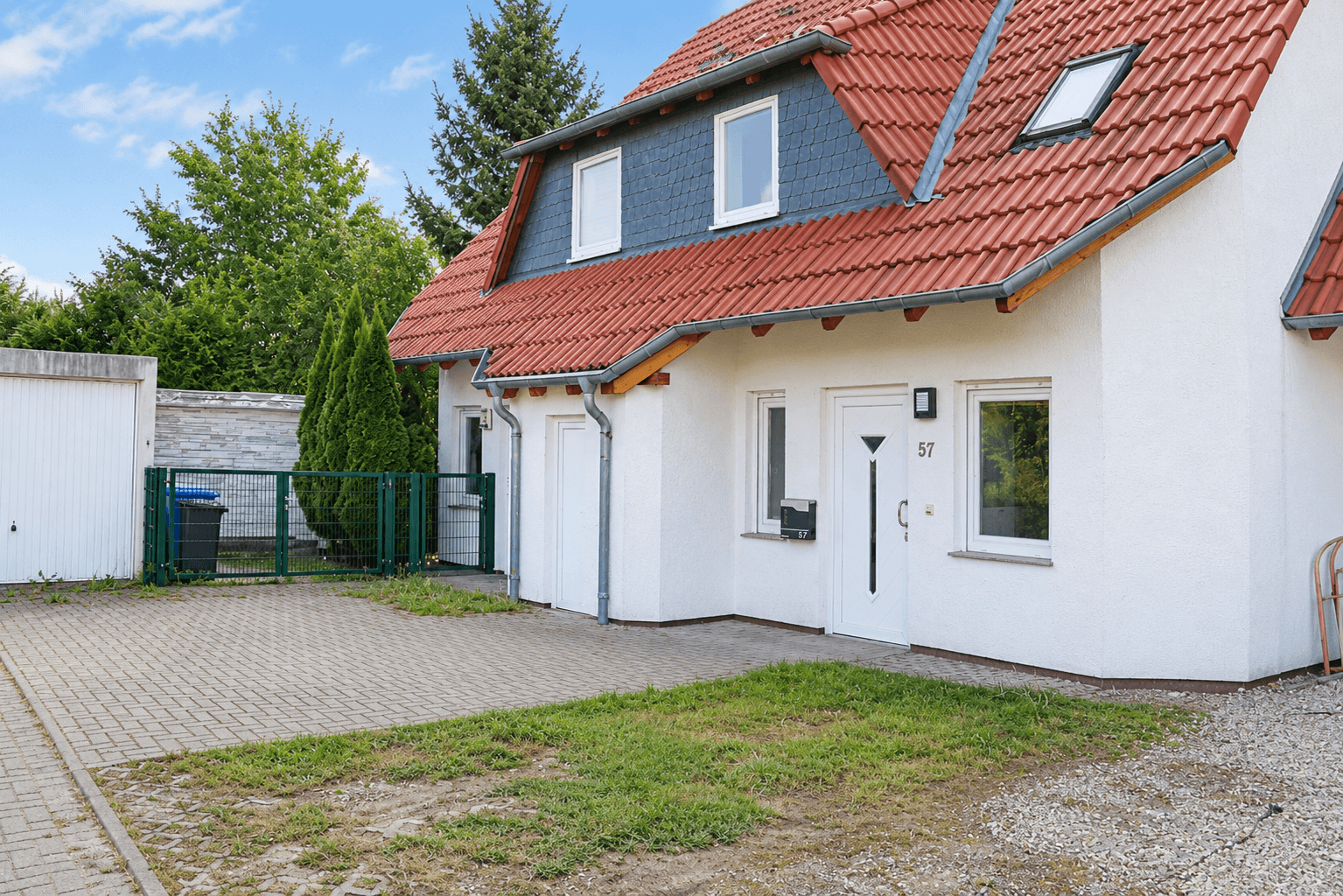 Prodej domu 114 m², pozemek 193 m², Magdeburg, Sasko-Anhaltsko Prodej domu 114 m², pozemek 193 m², Magdeburg, Sasko-Anhaltsko