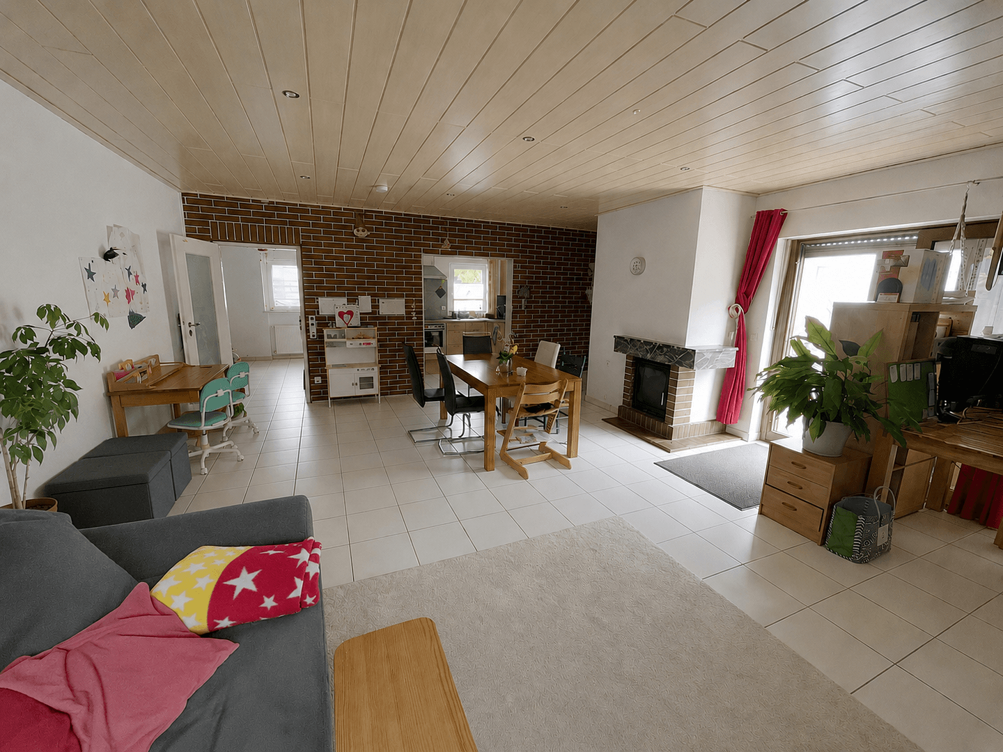 Prodej domu 148 m², pozemek 966 m², Gartenweg 3, Nittendorf, Bavorsko Prodej domu 148 m², pozemek 966 m², Gartenweg 3, Nittendorf, Bavorsko
