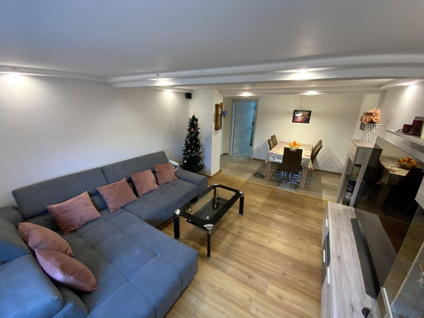 Prodej domu 152 m², pozemek 210 m², Layenstr. 18, Idar-Oberstein, Porýní-Falc Prodej domu 152 m², pozemek 210 m², Layenstr. 18, Idar-Oberstein, Porýní-Falc