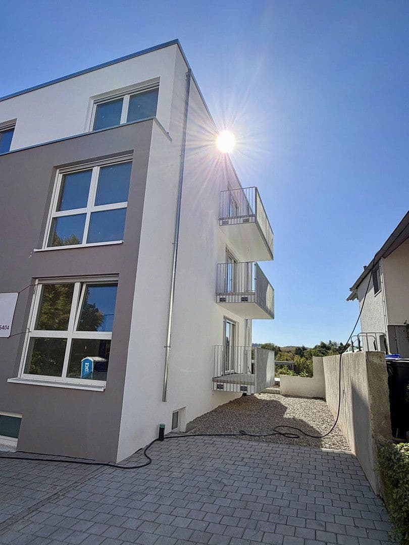 Pronájem bytu 3+1 96 m², Rote Haldeweg 18, Rosenfeld, Bádensko-Württembersko Pronájem bytu 3+1 96 m², Rote Haldeweg 18, Rosenfeld, Bádensko-Württembersko