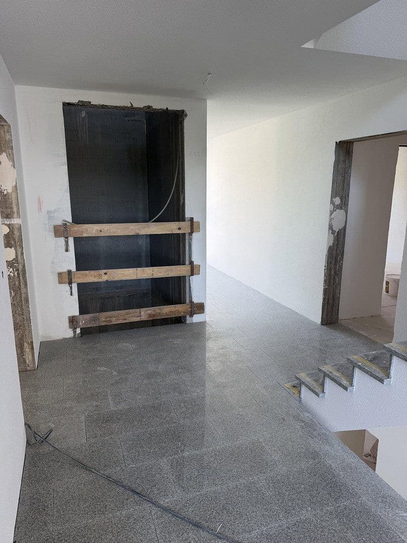 Pronájem bytu 3+1 96 m², Rote Haldeweg 18, Rosenfeld, Bádensko-Württembersko Pronájem bytu 3+1 96 m², Rote Haldeweg 18, Rosenfeld, Bádensko-Württembersko
