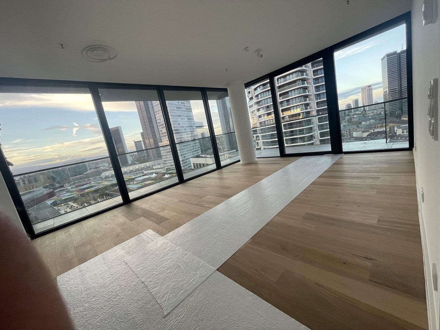 Prodej bytu 3+1 94 m², Frankfurt am Main, Hessen Prodej bytu 3+1 94 m², Frankfurt am Main, Hessen