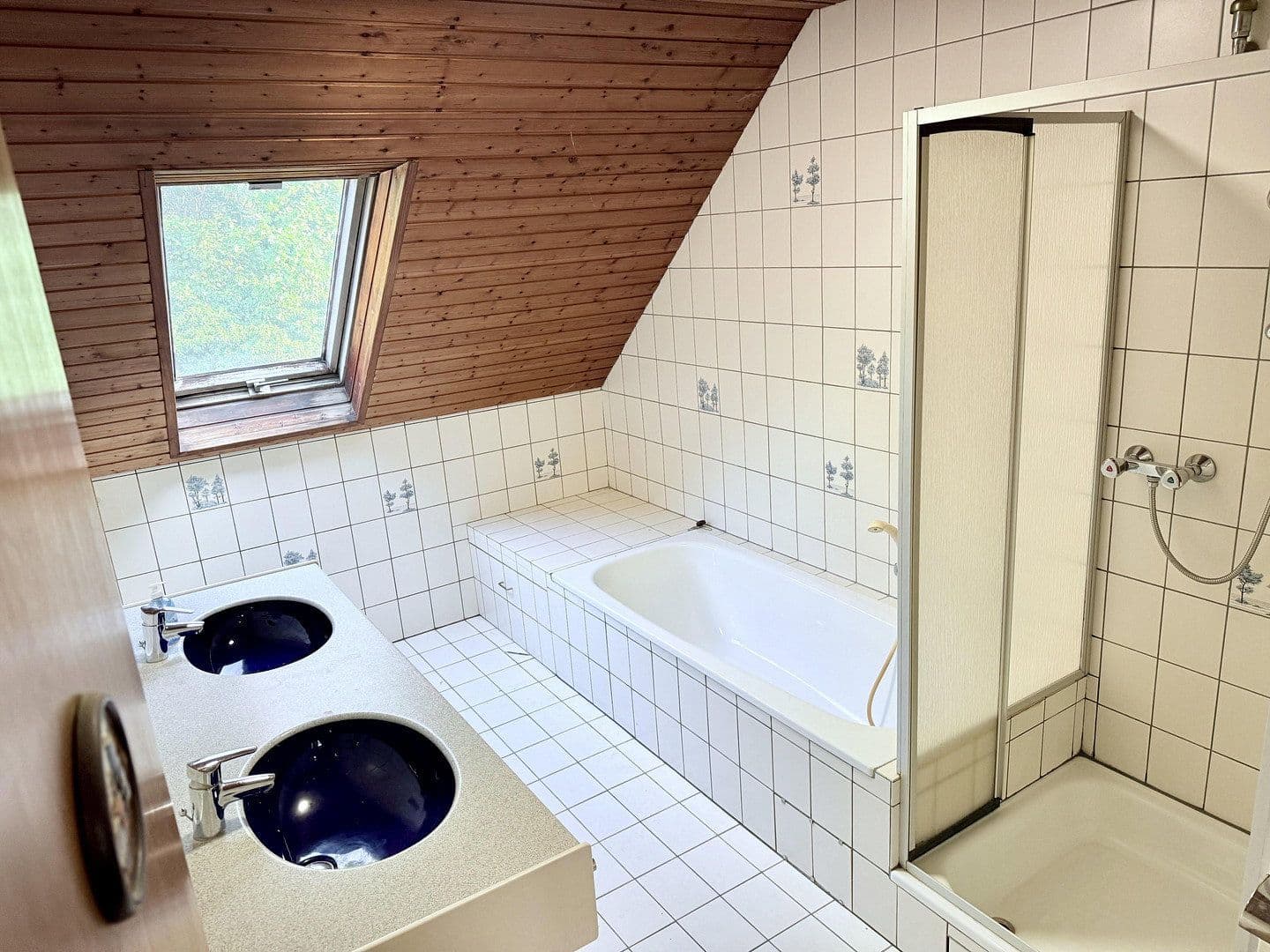 Prodej domu 113 m², pozemek 252 m², Essen, Severní Porýní-Vestfálsko Prodej domu 113 m², pozemek 252 m², Essen, Severní Porýní-Vestfálsko