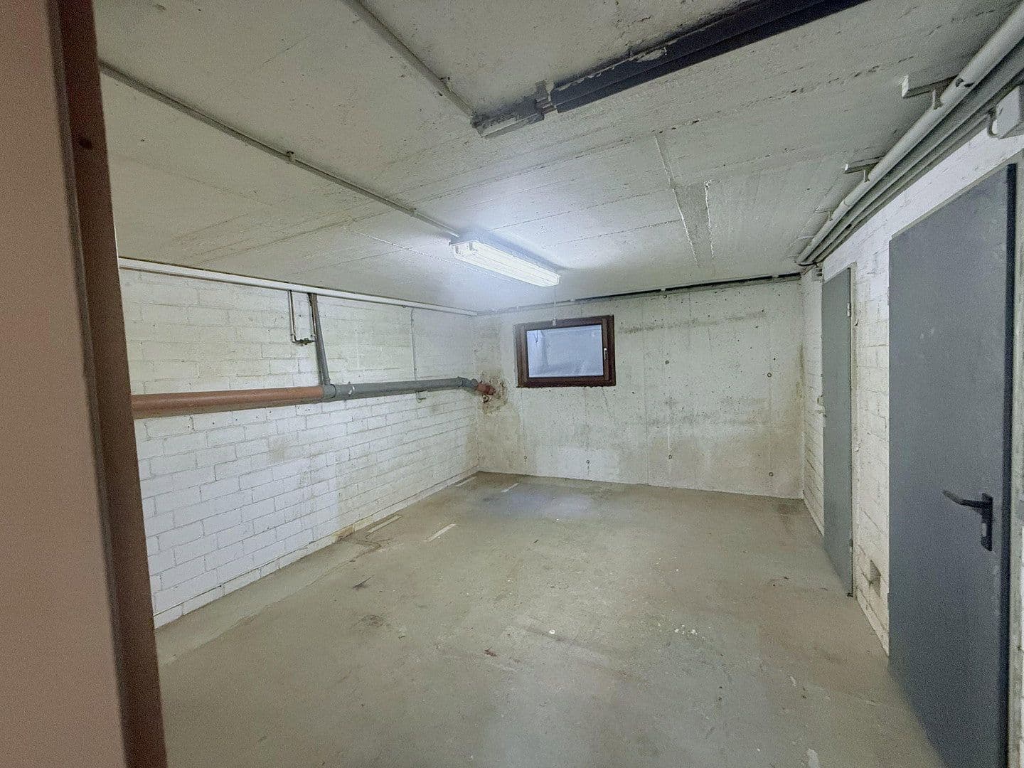 Prodej domu 113 m², pozemek 252 m², Essen, Severní Porýní-Vestfálsko Prodej domu 113 m², pozemek 252 m², Essen, Severní Porýní-Vestfálsko