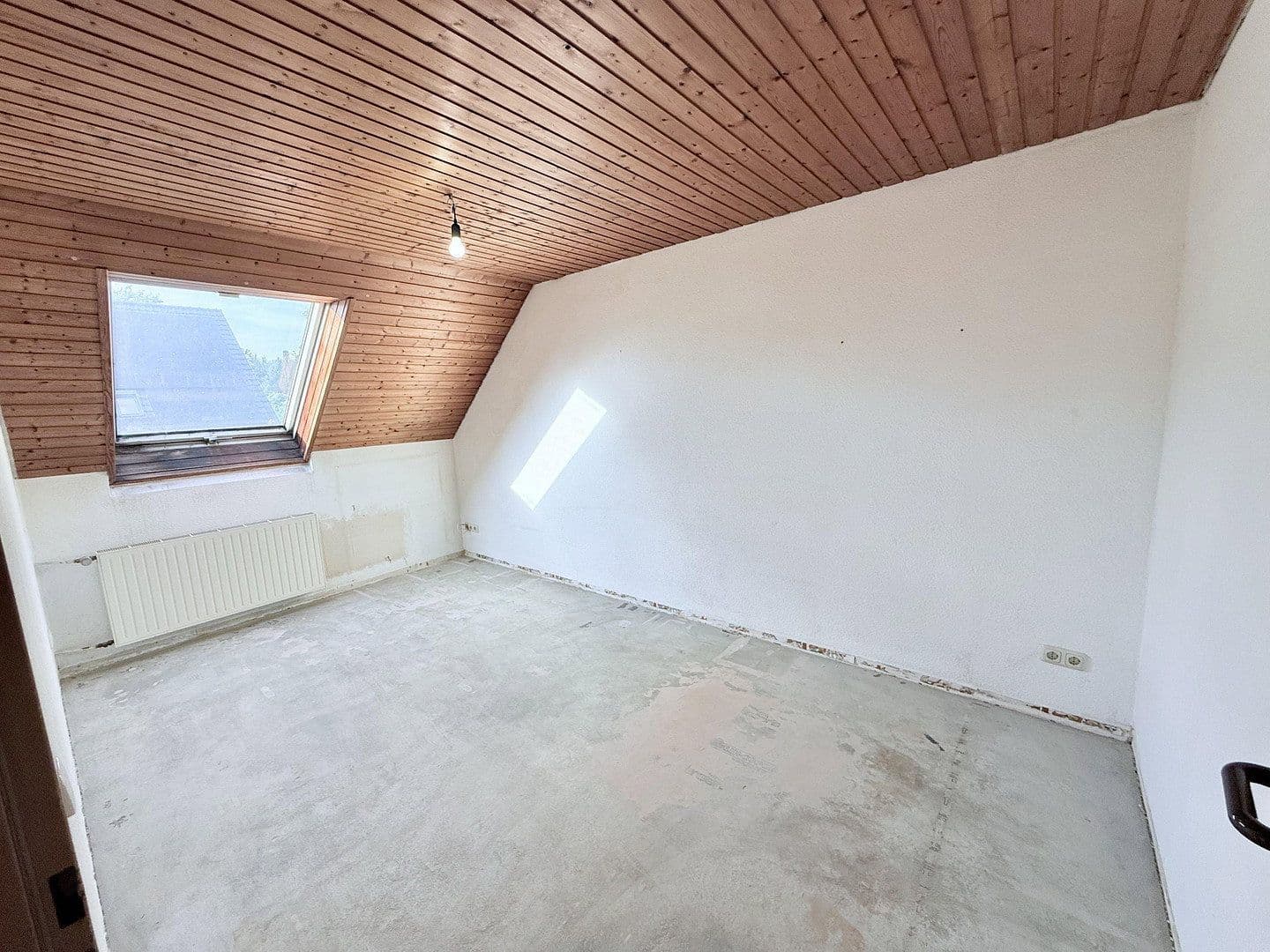 Prodej domu 113 m², pozemek 252 m², Essen, Severní Porýní-Vestfálsko Prodej domu 113 m², pozemek 252 m², Essen, Severní Porýní-Vestfálsko