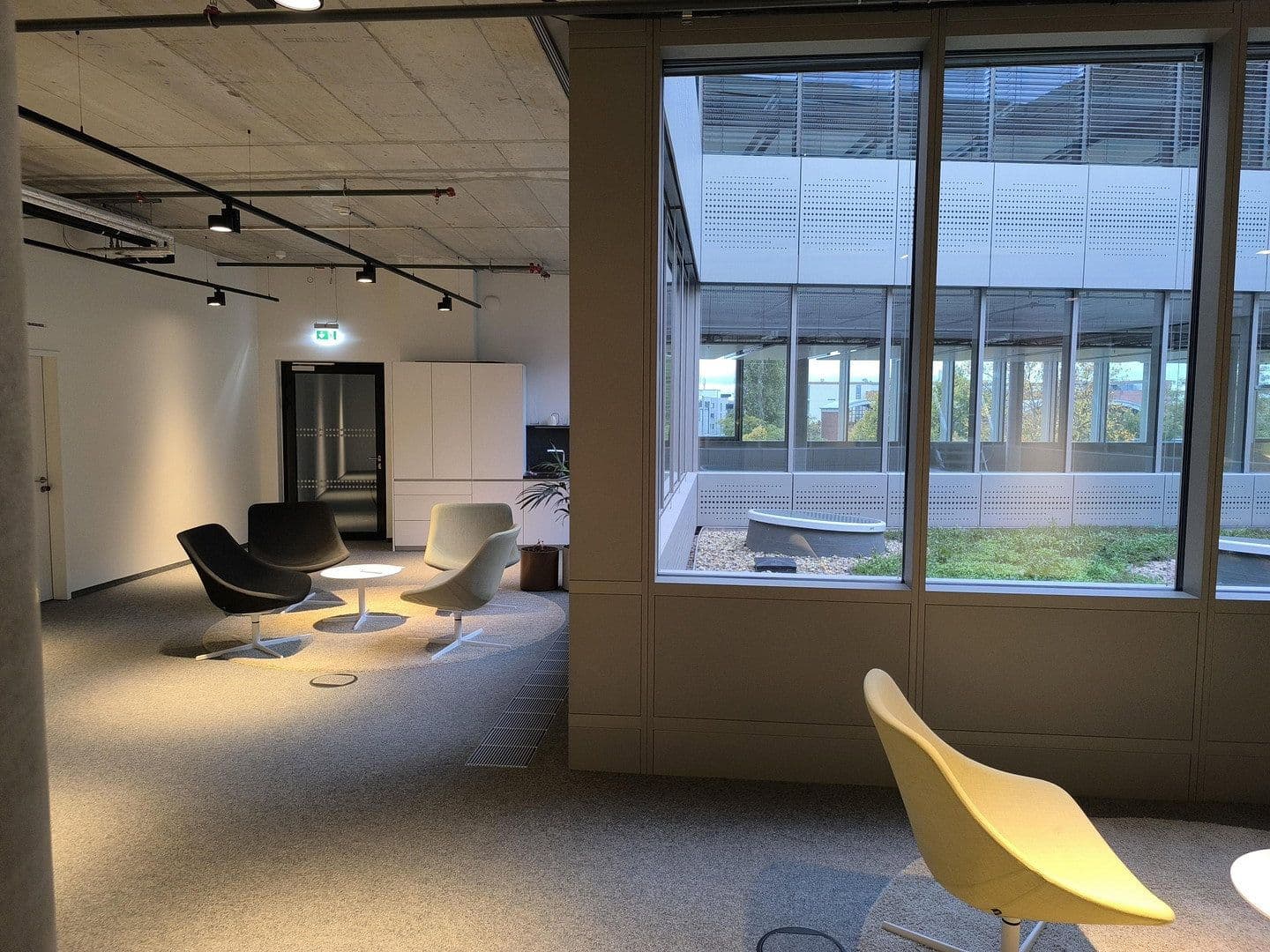 Pronájem kanceláře 1.400 m², Rudower Chaussee 28, Berlin, Berlín Pronájem kanceláře 1.400 m², Rudower Chaussee 28, Berlin, Berlín