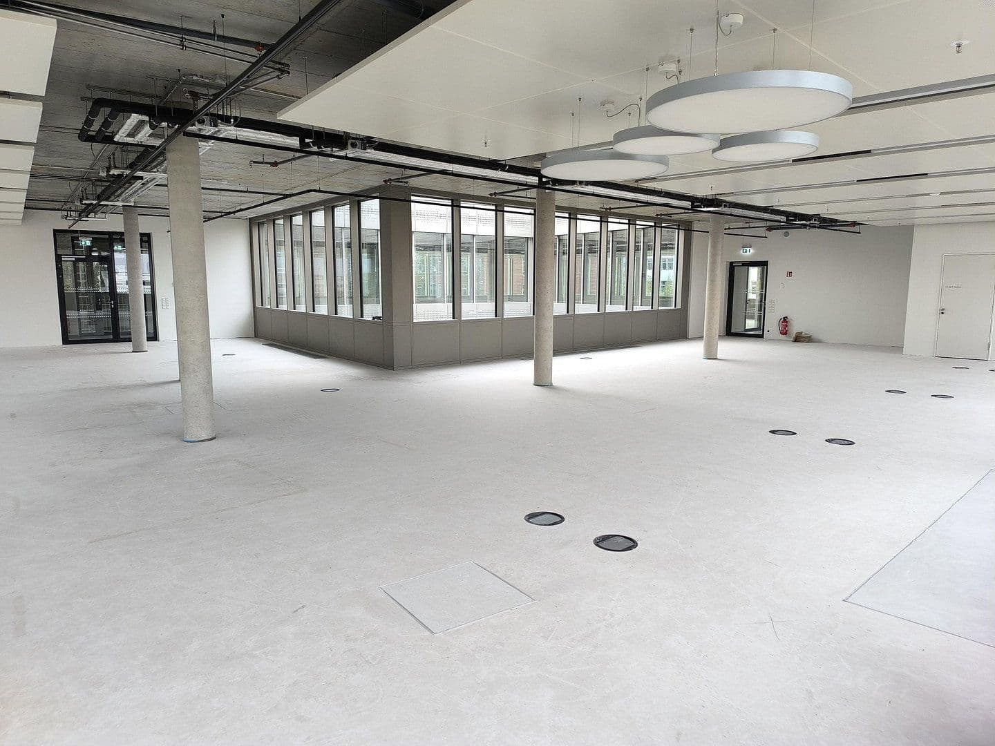 Pronájem kanceláře 1.400 m², Rudower Chaussee 28, Berlin, Berlín Pronájem kanceláře 1.400 m², Rudower Chaussee 28, Berlin, Berlín