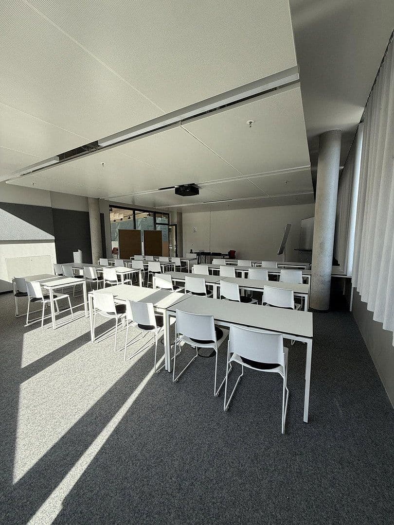 Pronájem kanceláře 1.400 m², Rudower Chaussee 28, Berlin, Berlín Pronájem kanceláře 1.400 m², Rudower Chaussee 28, Berlin, Berlín