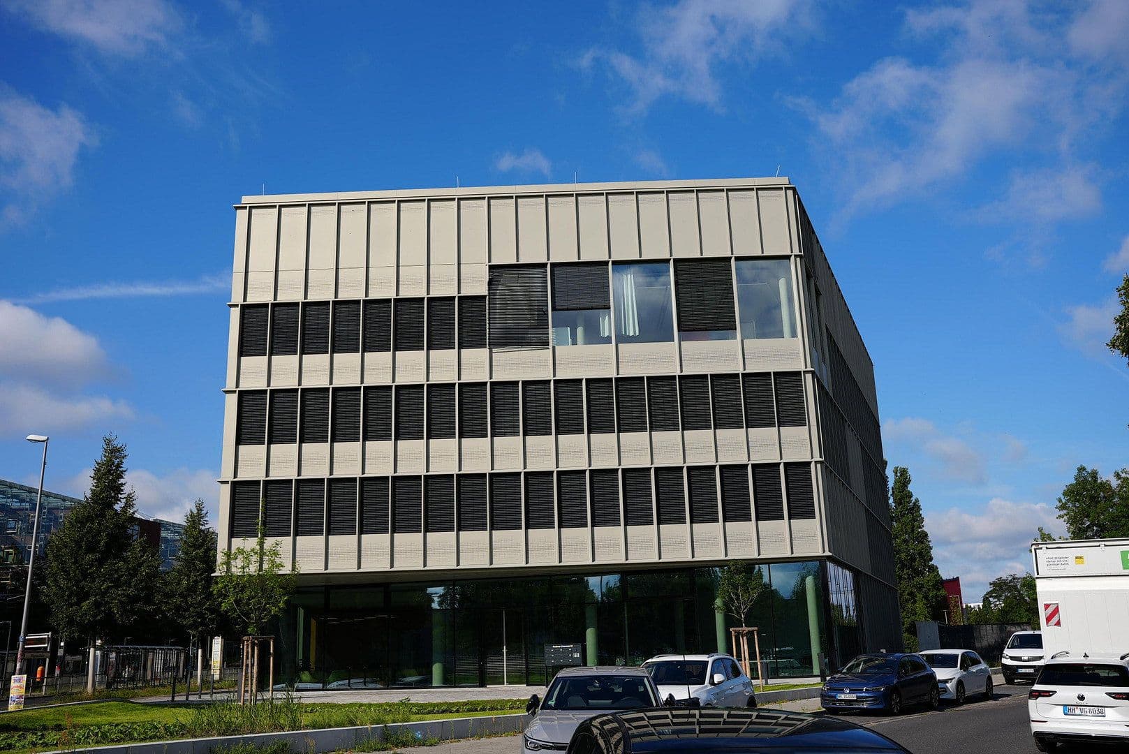 Pronájem kanceláře 1.400 m², Rudower Chaussee 28, Berlin, Berlín Pronájem kanceláře 1.400 m², Rudower Chaussee 28, Berlin, Berlín