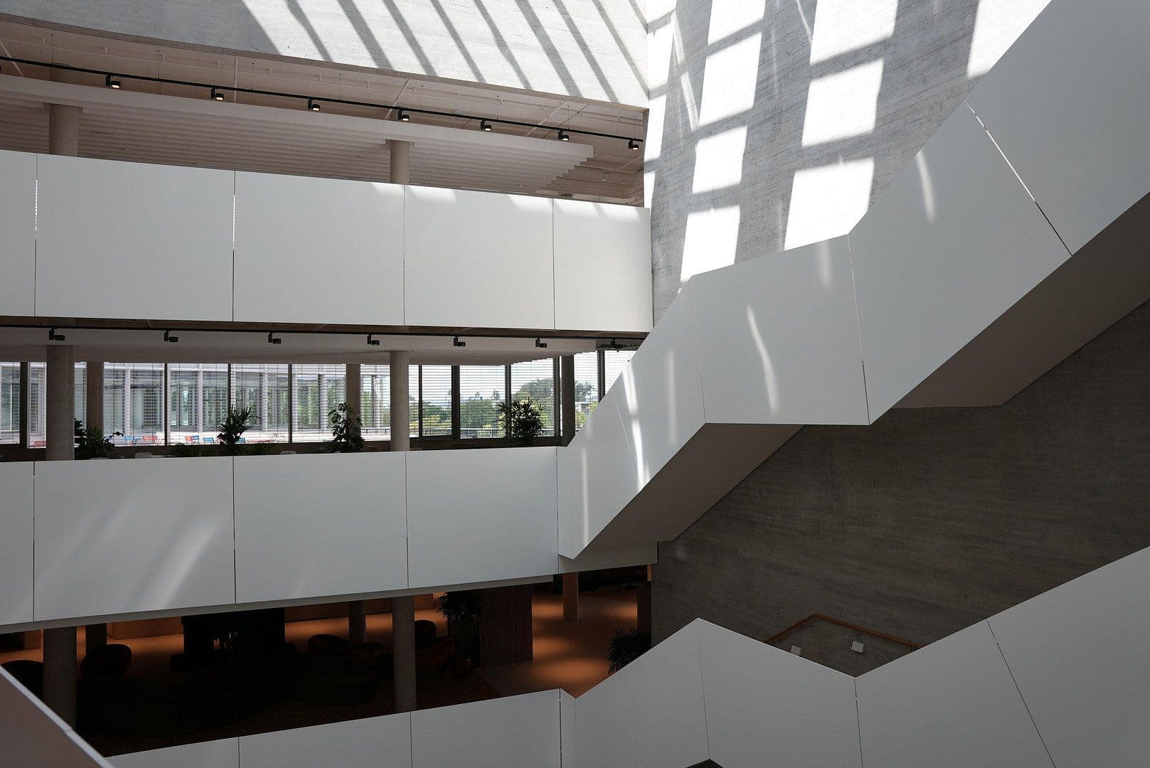 Pronájem kanceláře 1.400 m², Rudower Chaussee 28, Berlin, Berlín Pronájem kanceláře 1.400 m², Rudower Chaussee 28, Berlin, Berlín