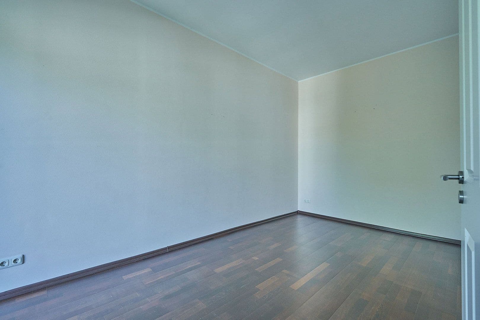 Prodej bytu 3+1 99 m², Berlin, Berlín Prodej bytu 3+1 99 m², Berlin, Berlín