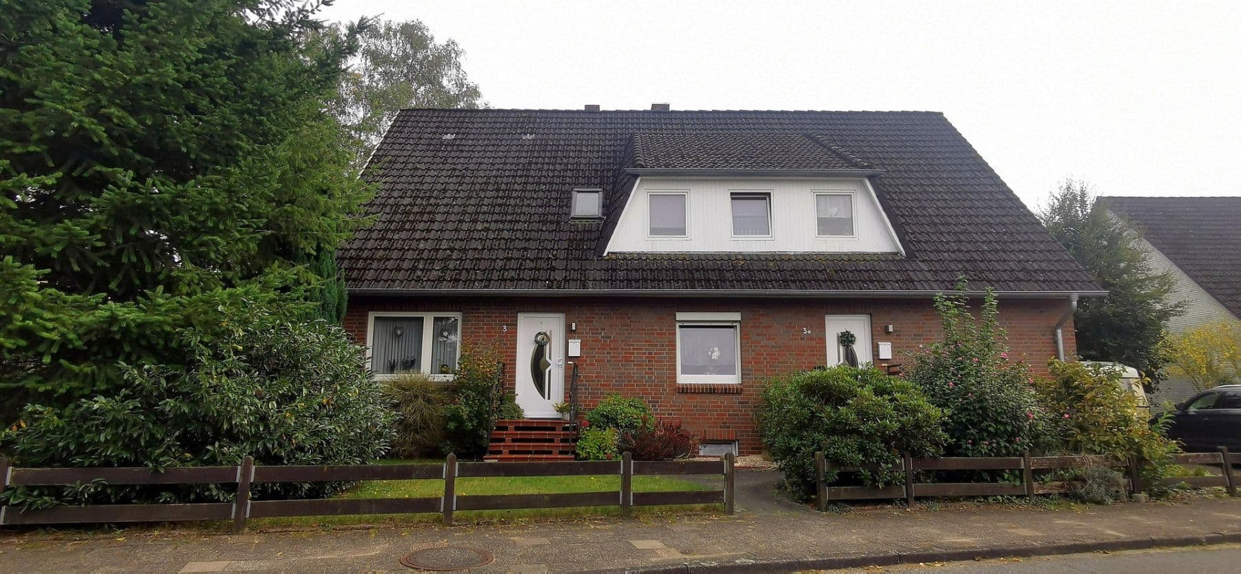 Prodej domu 194 m², pozemek 1.019 m², Finkenstraße 3 & 3a, Neuenkirchen, Dolní Sasko Prodej domu 194 m², pozemek 1.019 m², Finkenstraße 3 & 3a, Neuenkirchen, Dolní Sasko