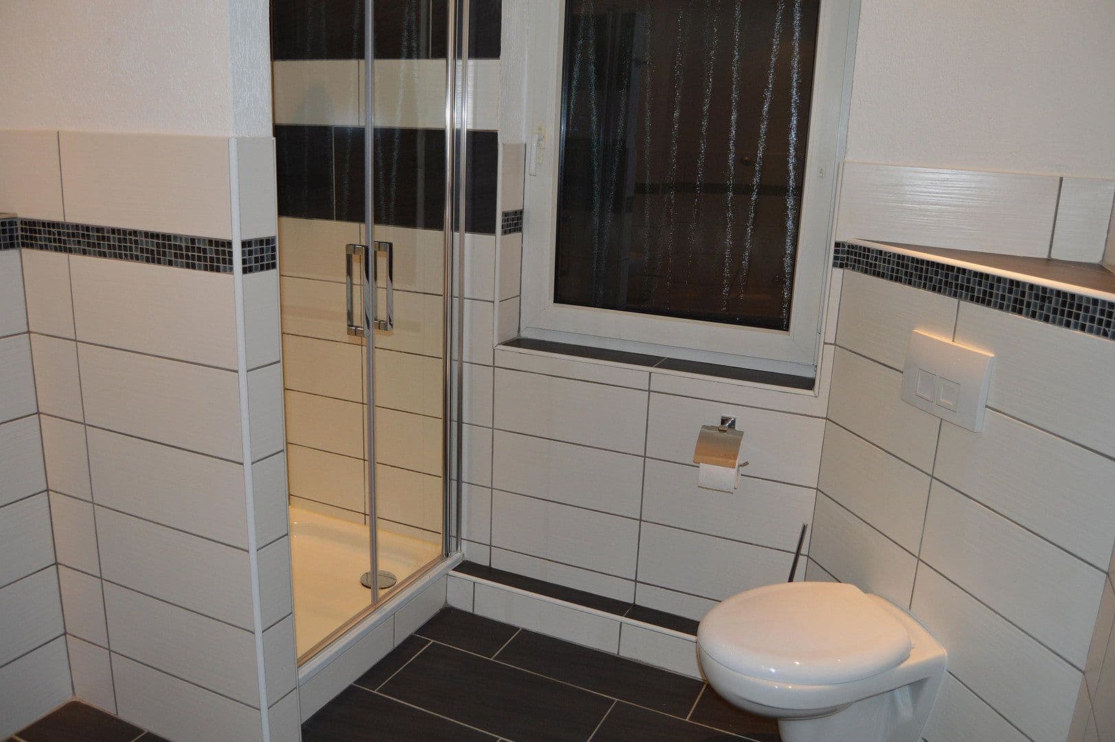 Prodej domu 194 m², pozemek 1.019 m², Finkenstraße 3 & 3a, Neuenkirchen, Dolní Sasko Prodej domu 194 m², pozemek 1.019 m², Finkenstraße 3 & 3a, Neuenkirchen, Dolní Sasko