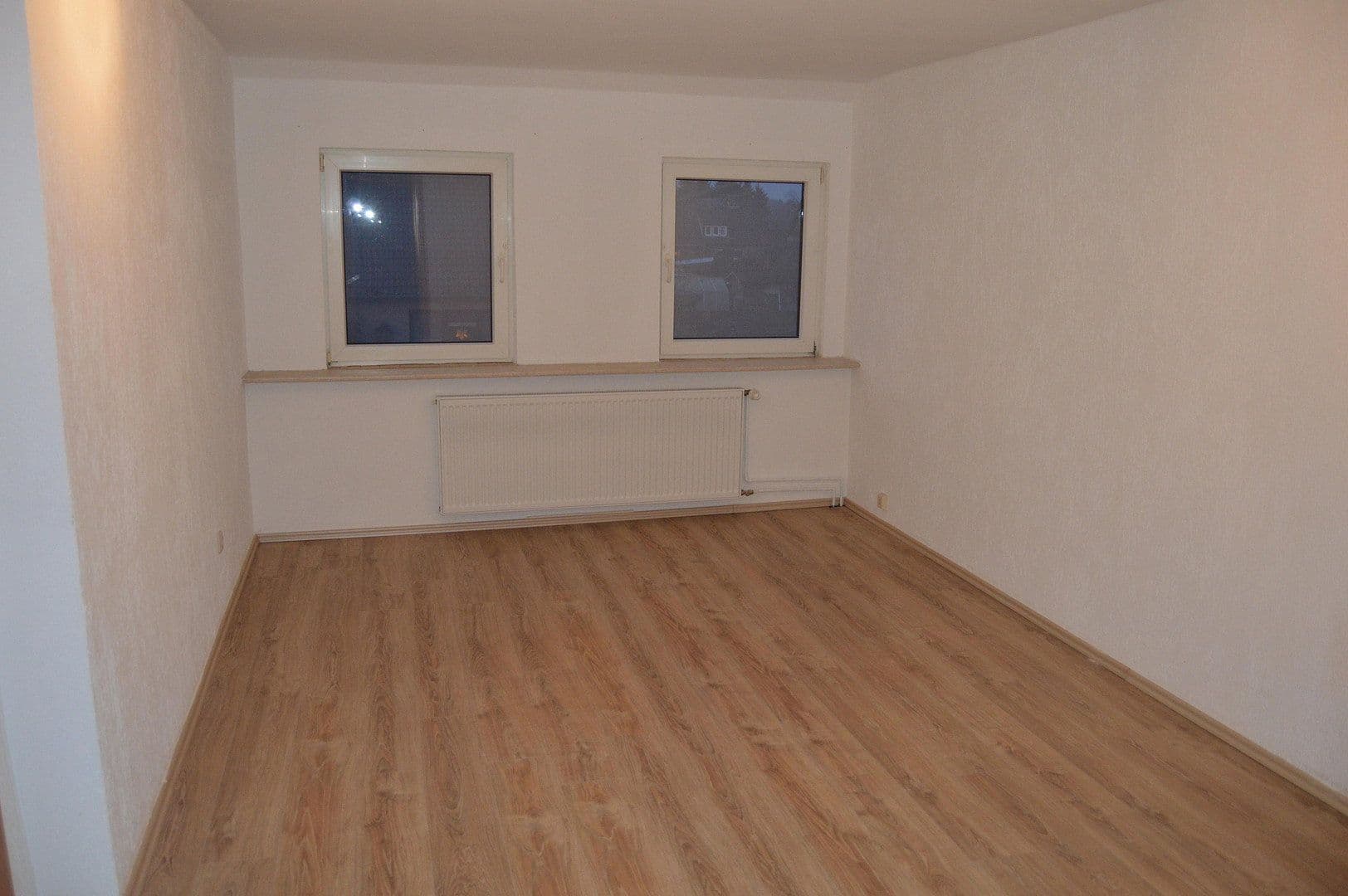 Prodej domu 194 m², pozemek 1.019 m², Finkenstraße 3 & 3a, Neuenkirchen, Dolní Sasko Prodej domu 194 m², pozemek 1.019 m², Finkenstraße 3 & 3a, Neuenkirchen, Dolní Sasko