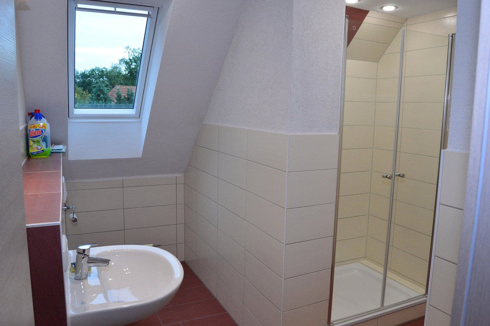 Prodej domu 194 m², pozemek 1.019 m², Finkenstraße 3 & 3a, Neuenkirchen, Dolní Sasko Prodej domu 194 m², pozemek 1.019 m², Finkenstraße 3 & 3a, Neuenkirchen, Dolní Sasko