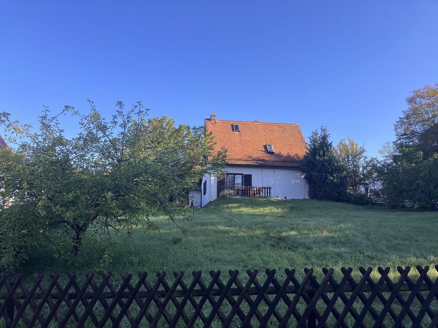 Prodej pozemku 823 m², Erlangen, Bavorsko Prodej pozemku 823 m², Erlangen, Bavorsko