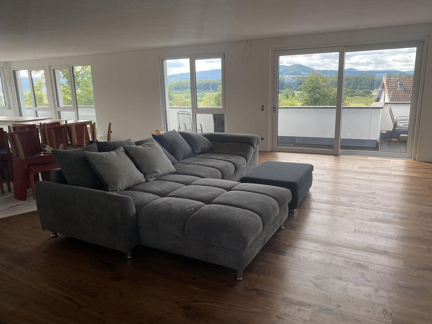 Prodej nebytového prostoru 631 m², Hattenhofen, Bádensko-Württembersko Prodej nebytového prostoru 631 m², Hattenhofen, Bádensko-Württembersko