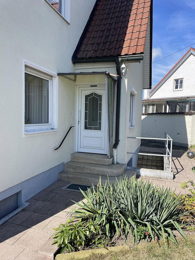 Prodej domu 128 m², pozemek 1.017 m², Kühbach, Bavorsko Prodej domu 128 m², pozemek 1.017 m², Kühbach, Bavorsko
