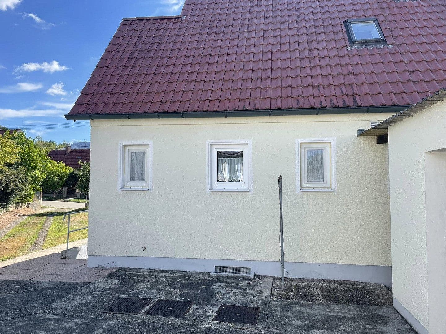 Prodej domu 128 m², pozemek 1.017 m², Kühbach, Bavorsko Prodej domu 128 m², pozemek 1.017 m², Kühbach, Bavorsko