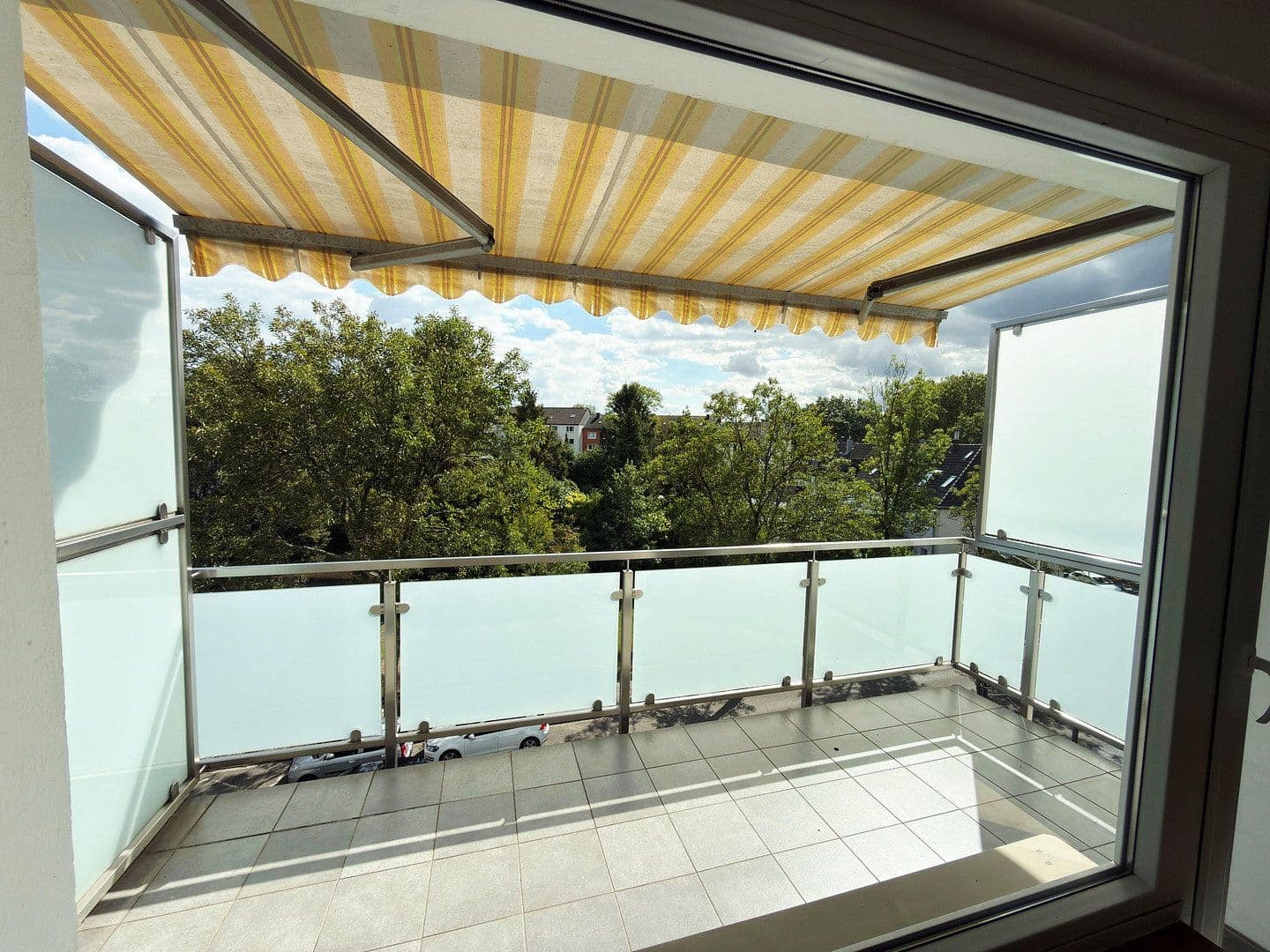 Prodej bytu 3+kk 92 m², Kerckhoffstr 200, Essen, Severní Porýní-Vestfálsko Prodej bytu 3+kk 92 m², Kerckhoffstr 200, Essen, Severní Porýní-Vestfálsko