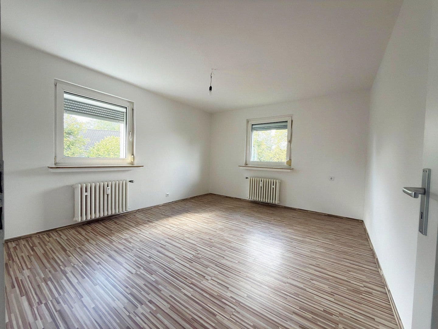 Prodej bytu 3+kk 92 m², Kerckhoffstr 200, Essen, Severní Porýní-Vestfálsko Prodej bytu 3+kk 92 m², Kerckhoffstr 200, Essen, Severní Porýní-Vestfálsko