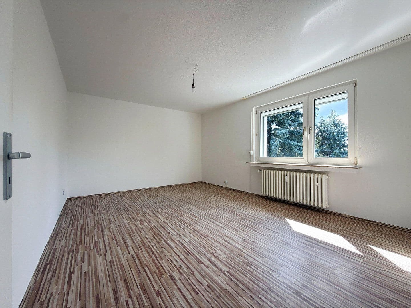 Prodej bytu 3+kk 92 m², Kerckhoffstr 200, Essen, Severní Porýní-Vestfálsko Prodej bytu 3+kk 92 m², Kerckhoffstr 200, Essen, Severní Porýní-Vestfálsko