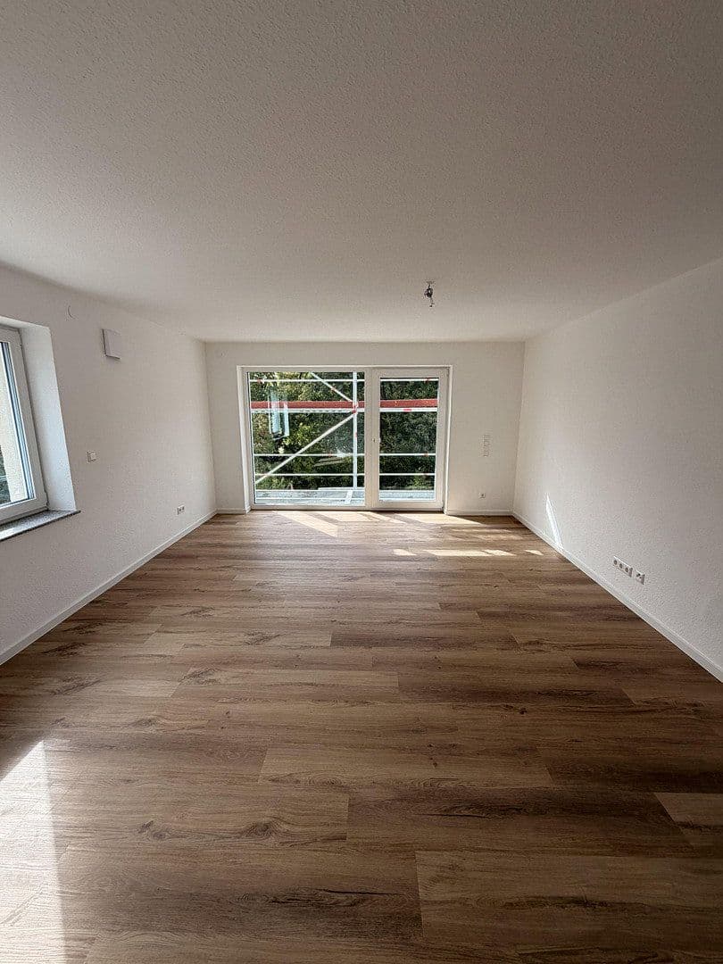 Pronájem bytu 3+1 72 m², Daimlerstr 12, Ebersbach an der Fils, Bádensko-Württembersko Pronájem bytu 3+1 72 m², Daimlerstr 12, Ebersbach an der Fils, Bádensko-Württembersko