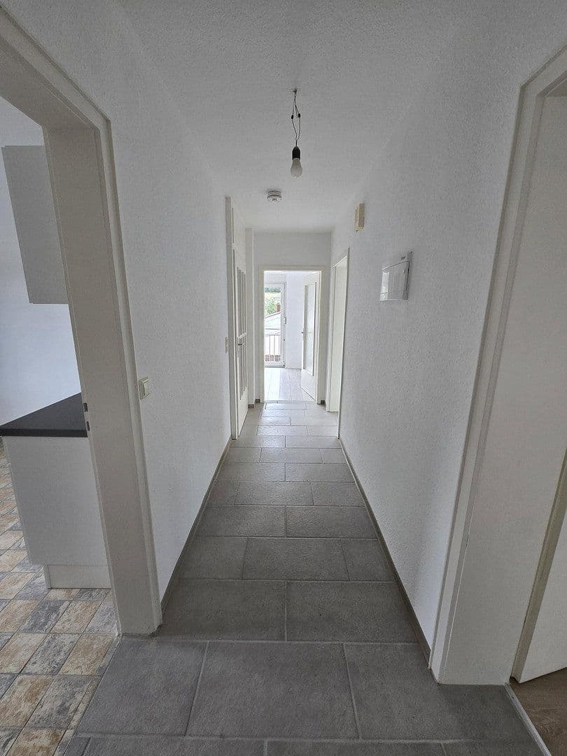 Pronájem bytu 3+1 88 m², Kohlmeisenweg 8, Albstadt, Bádensko-Württembersko Pronájem bytu 3+1 88 m², Kohlmeisenweg 8, Albstadt, Bádensko-Württembersko