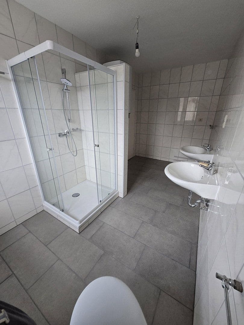 Pronájem bytu 3+1 88 m², Kohlmeisenweg 8, Albstadt, Bádensko-Württembersko Pronájem bytu 3+1 88 m², Kohlmeisenweg 8, Albstadt, Bádensko-Württembersko
