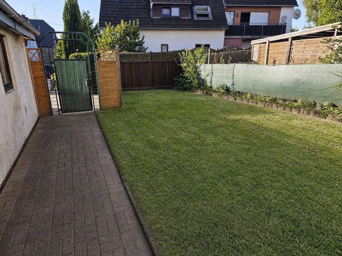 Prodej domu 178 m², pozemek 328 m², Wirges, Porýní-Falc Prodej domu 178 m², pozemek 328 m², Wirges, Porýní-Falc