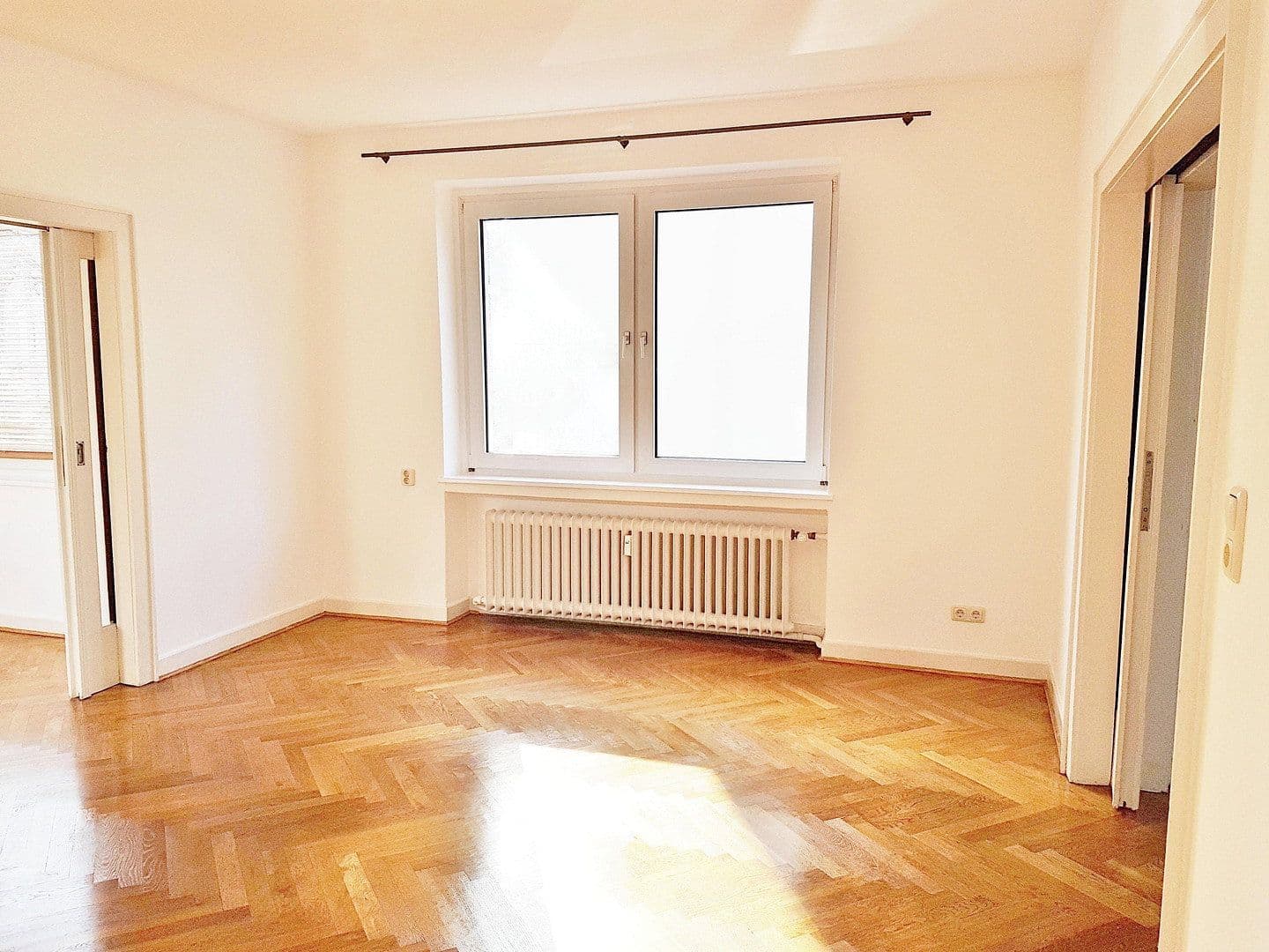 Pronájem bytu 5+1 142 m², Hildesheim, Dolní Sasko Pronájem bytu 5+1 142 m², Hildesheim, Dolní Sasko