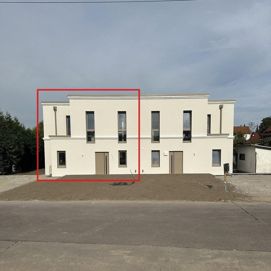 Pronájem domu 150 m², pozemek 957 m², Schweineanger 40, Magdeburg, Sasko-Anhaltsko Pronájem domu 150 m², pozemek 957 m², Schweineanger 40, Magdeburg, Sasko-Anhaltsko