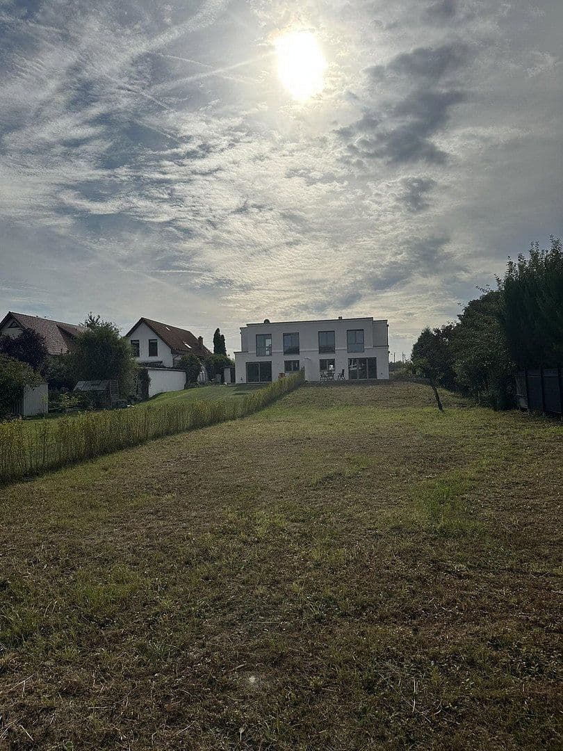Pronájem domu 150 m², pozemek 957 m², Schweineanger 40, Magdeburg, Sasko-Anhaltsko Pronájem domu 150 m², pozemek 957 m², Schweineanger 40, Magdeburg, Sasko-Anhaltsko