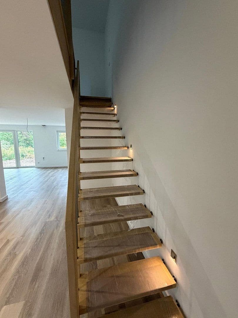 Pronájem domu 150 m², pozemek 957 m², Schweineanger 40, Magdeburg, Sasko-Anhaltsko Pronájem domu 150 m², pozemek 957 m², Schweineanger 40, Magdeburg, Sasko-Anhaltsko