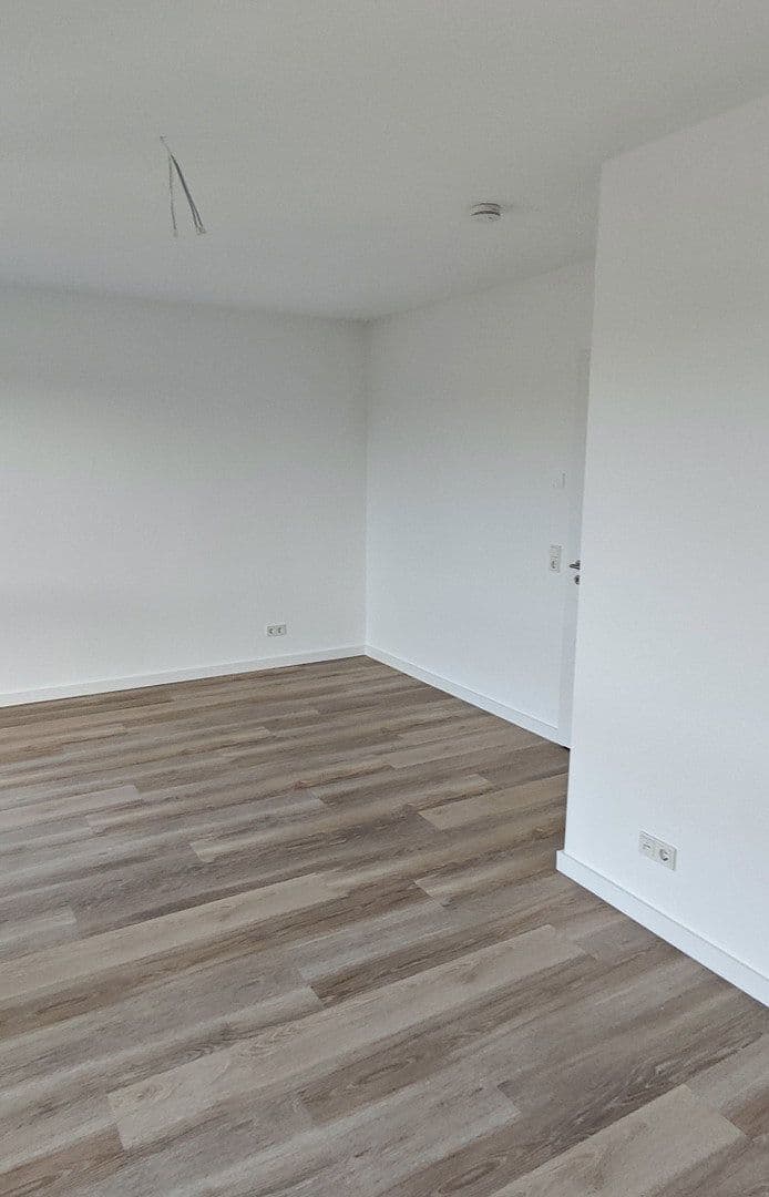 Pronájem domu 150 m², pozemek 957 m², Schweineanger 40, Magdeburg, Sasko-Anhaltsko Pronájem domu 150 m², pozemek 957 m², Schweineanger 40, Magdeburg, Sasko-Anhaltsko