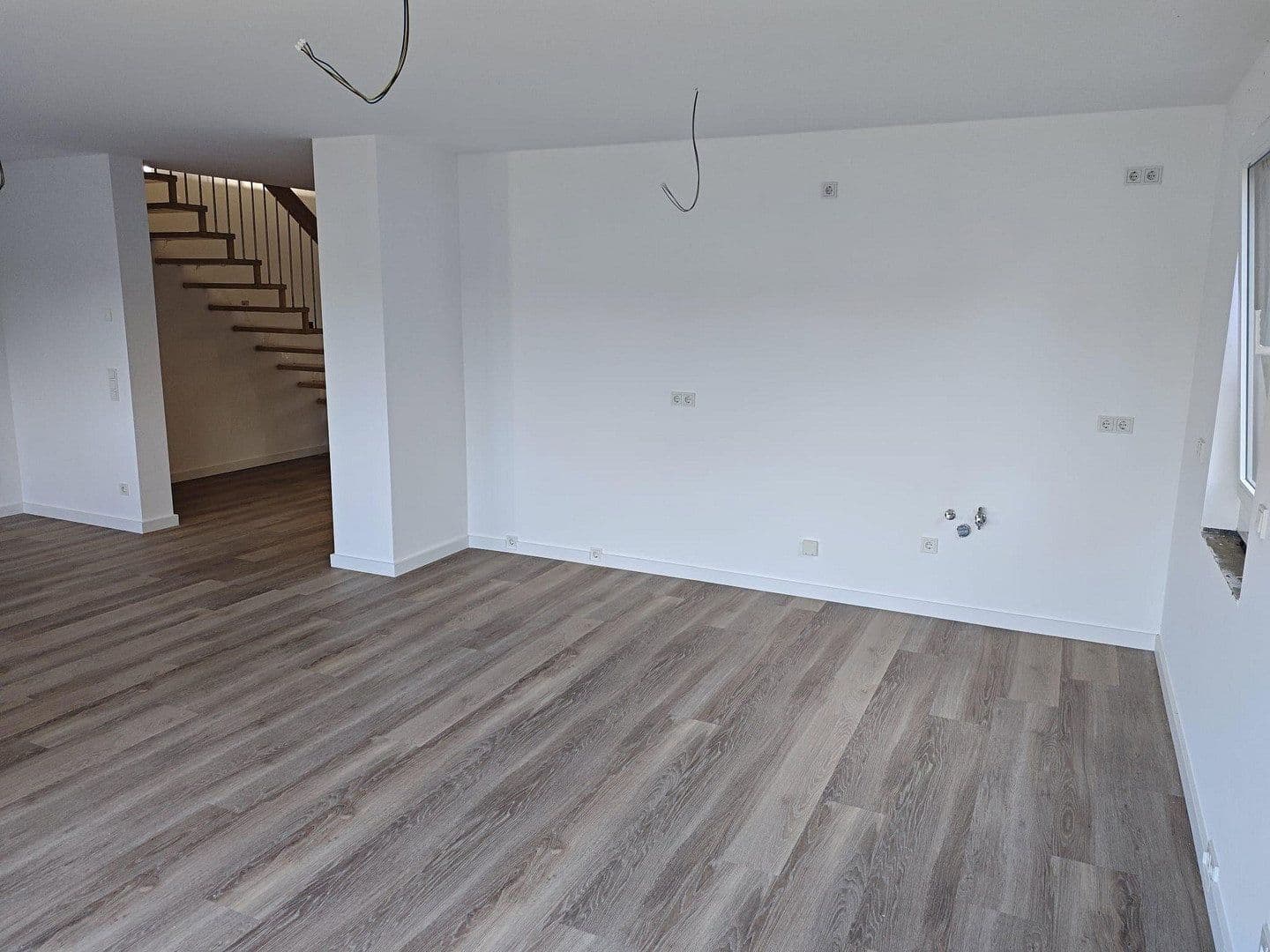 Pronájem domu 150 m², pozemek 957 m², Schweineanger 40, Magdeburg, Sasko-Anhaltsko Pronájem domu 150 m², pozemek 957 m², Schweineanger 40, Magdeburg, Sasko-Anhaltsko