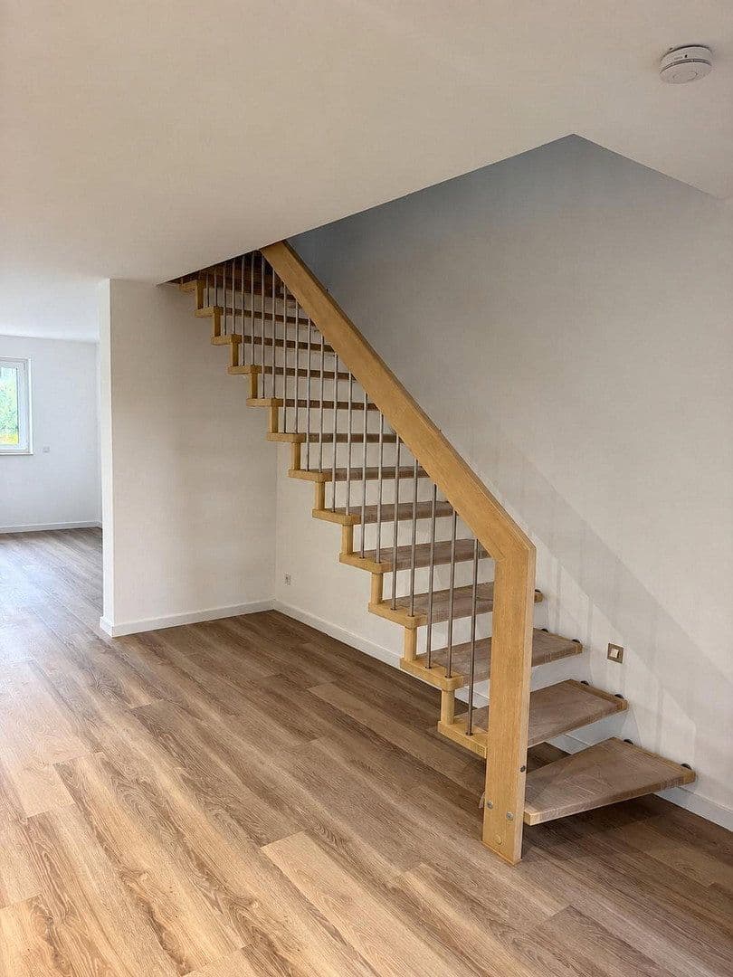 Pronájem domu 150 m², pozemek 957 m², Schweineanger 40, Magdeburg, Sasko-Anhaltsko Pronájem domu 150 m², pozemek 957 m², Schweineanger 40, Magdeburg, Sasko-Anhaltsko