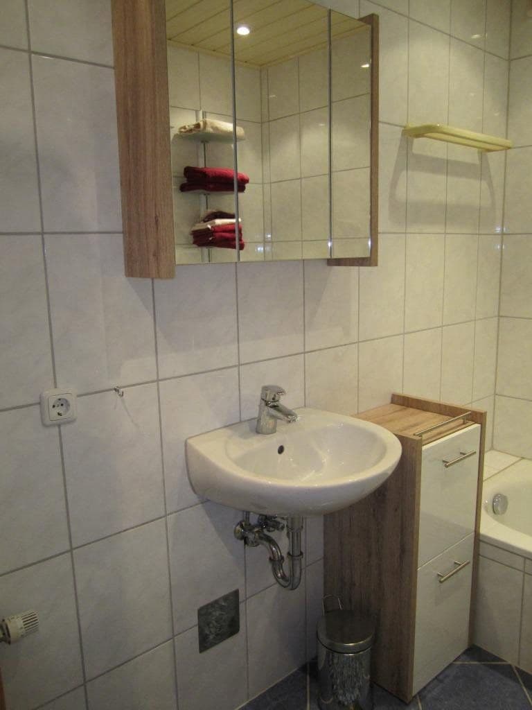 Pronájem bytu 2+1 56 m², Kreuztal, Severní Porýní-Vestfálsko Pronájem bytu 2+1 56 m², Kreuztal, Severní Porýní-Vestfálsko