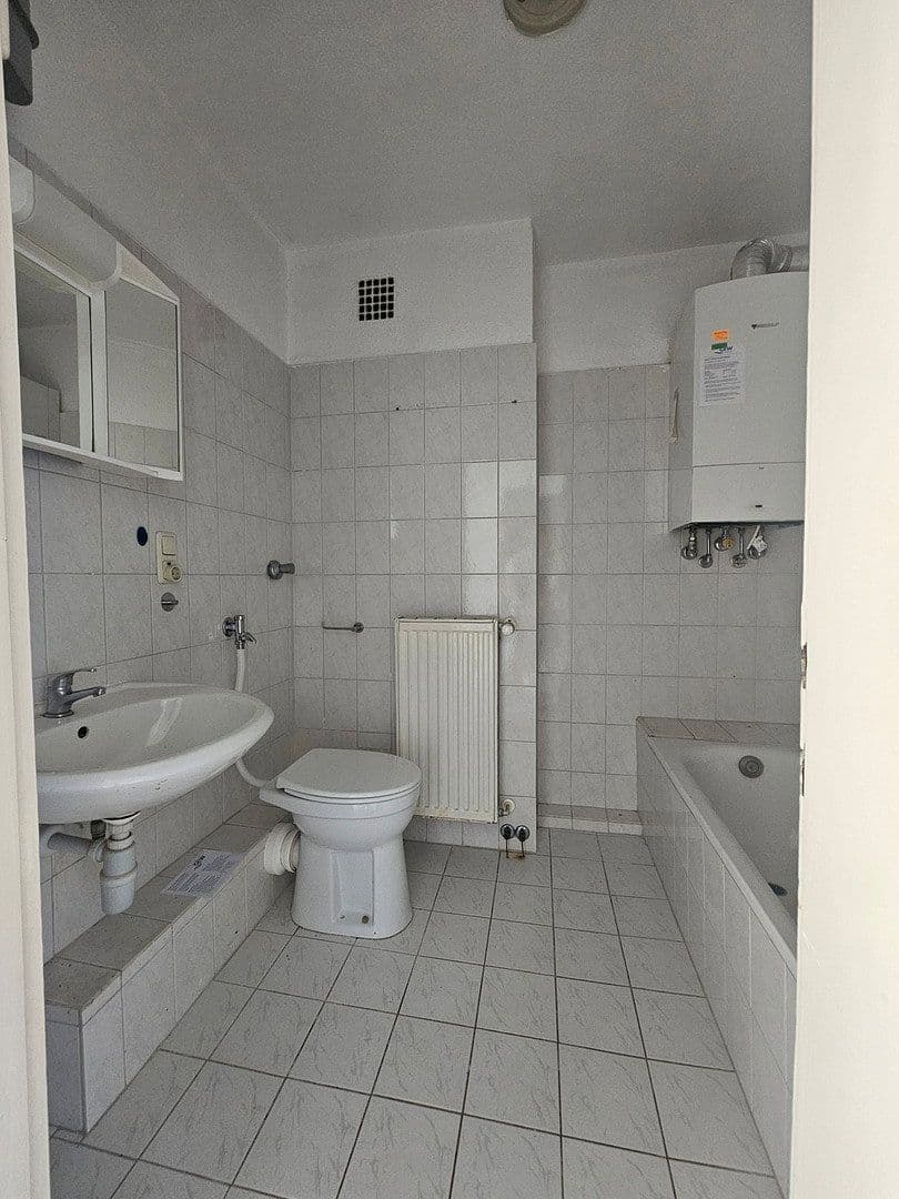 Pronájem bytu 2+1 50 m², Bismarckstraße 150, Wilhelmshaven, Dolní Sasko Pronájem bytu 2+1 50 m², Bismarckstraße 150, Wilhelmshaven, Dolní Sasko