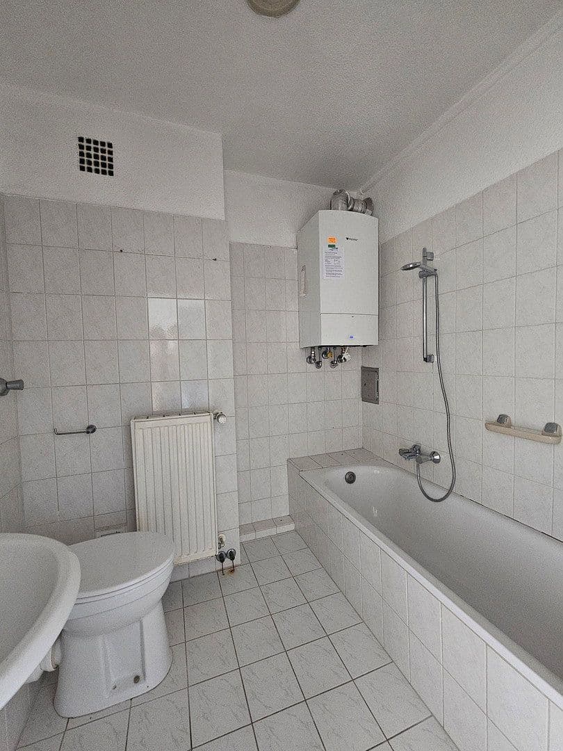 Pronájem bytu 2+1 50 m², Bismarckstraße 150, Wilhelmshaven, Dolní Sasko Pronájem bytu 2+1 50 m², Bismarckstraße 150, Wilhelmshaven, Dolní Sasko