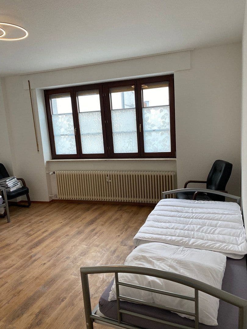 Prodej bytu 3+1 80 m², Klappergase 4, Rosbach v. d. Höhe, Hessen Prodej bytu 3+1 80 m², Klappergase 4, Rosbach v. d. Höhe, Hessen
