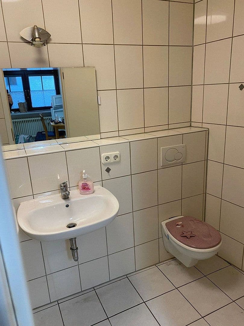 Prodej bytu 3+1 80 m², Klappergase 4, Rosbach v. d. Höhe, Hessen Prodej bytu 3+1 80 m², Klappergase 4, Rosbach v. d. Höhe, Hessen