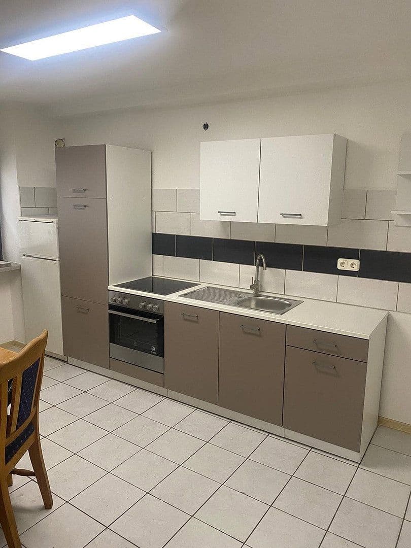 Prodej bytu 3+1 80 m², Klappergase 4, Rosbach v. d. Höhe, Hessen Prodej bytu 3+1 80 m², Klappergase 4, Rosbach v. d. Höhe, Hessen