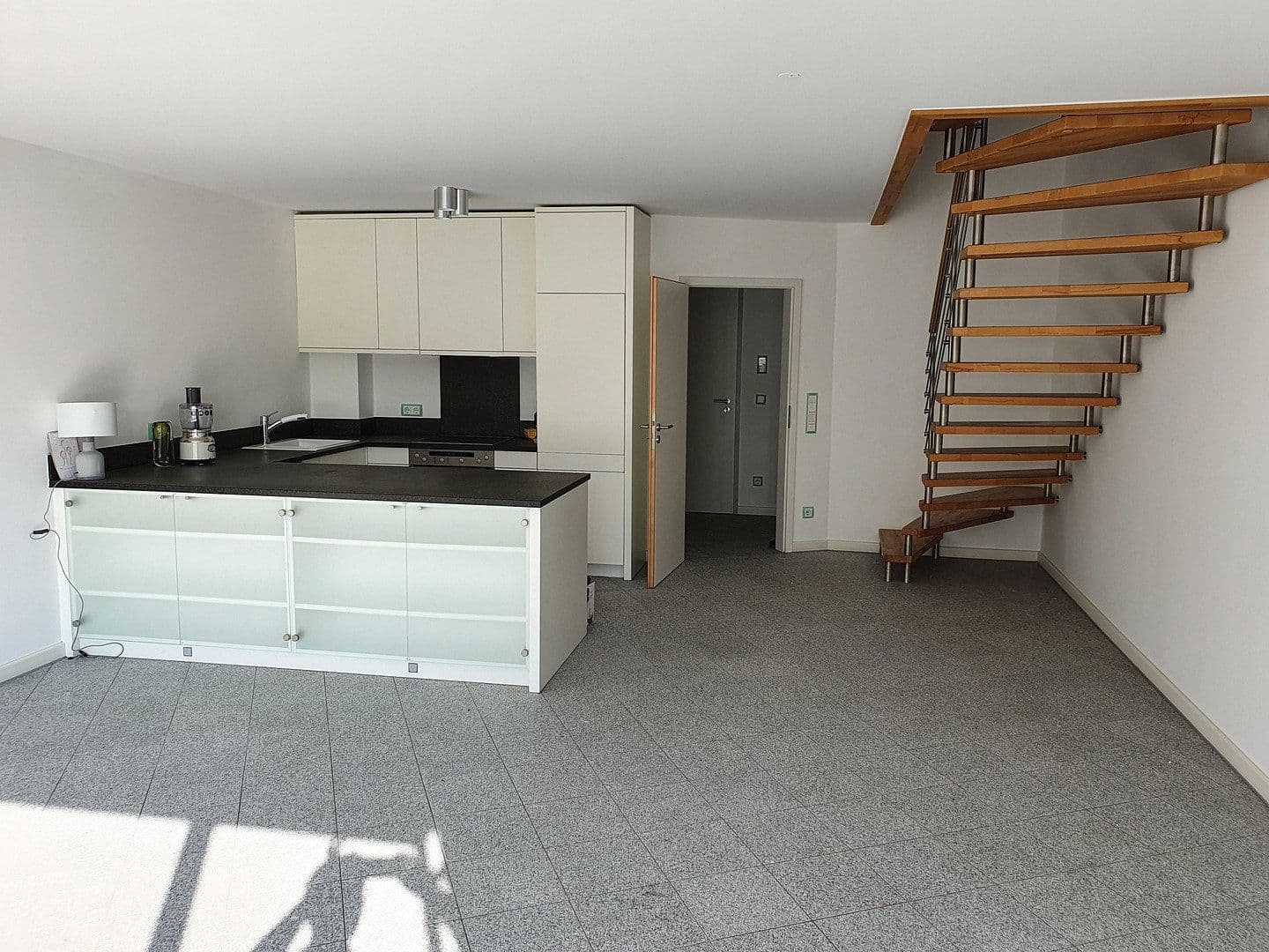 Pronájem bytu 4+1 102 m², Spitalstr 4, Ingolstadt, Bavorsko Pronájem bytu 4+1 102 m², Spitalstr 4, Ingolstadt, Bavorsko