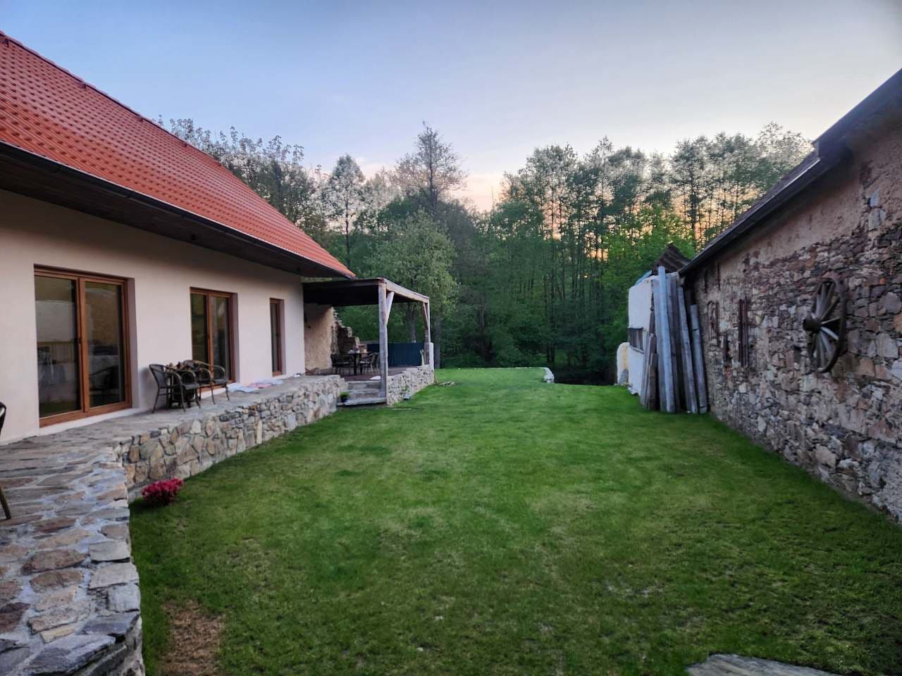 Pronájem chaty, chalupy, Kamberk, Středočeský kraj Pronájem chaty, chalupy, Kamberk, Středočeský kraj