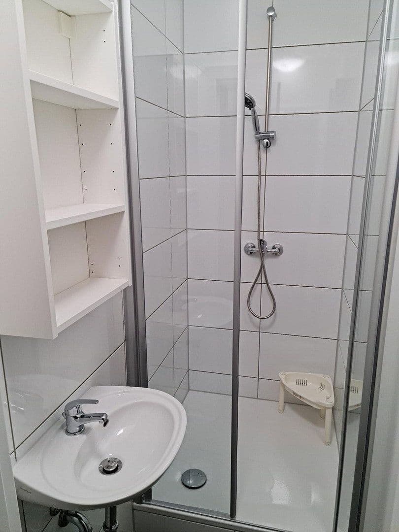 Pronájem bytu 16 m², Düsseldorf, Severní Porýní-Vestfálsko Pronájem bytu 16 m², Düsseldorf, Severní Porýní-Vestfálsko