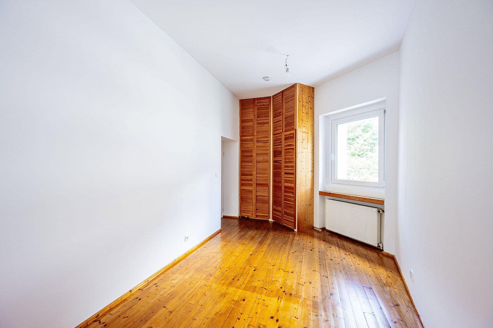 Pronájem bytu 2+1 76 m², Mühlenweg 58, Wuppertal, Severní Porýní-Vestfálsko Pronájem bytu 2+1 76 m², Mühlenweg 58, Wuppertal, Severní Porýní-Vestfálsko